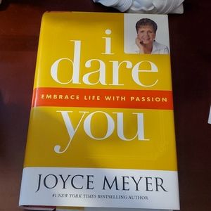 🤑Book "I Dare you" by Joy Meyer